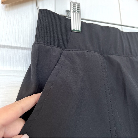 Alana Black Tennis/Yoga Skort - Picture 2 of 6